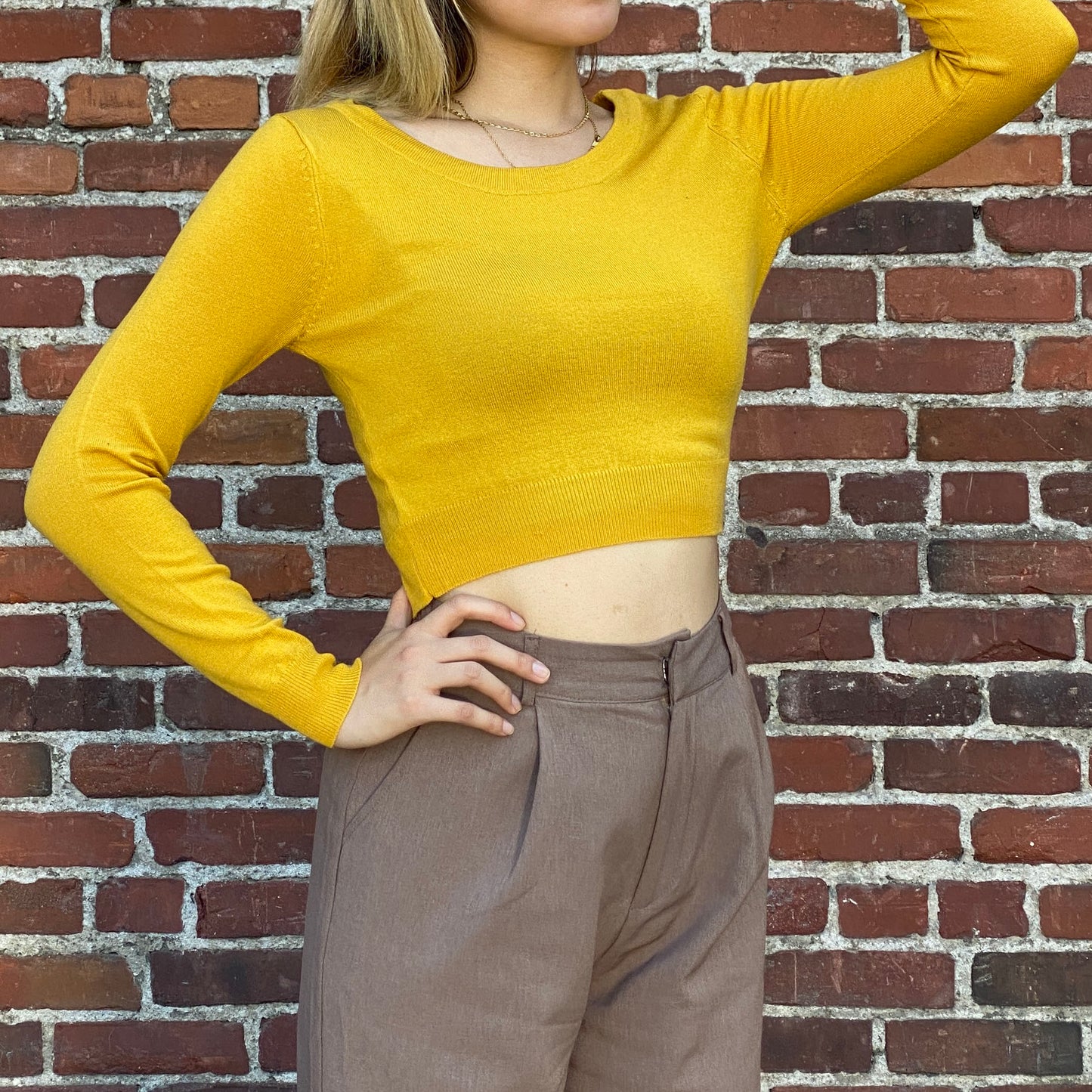 Round Neck Long Sleeve Crop Sweater Knit Crop Top MK3637 (S-XL)