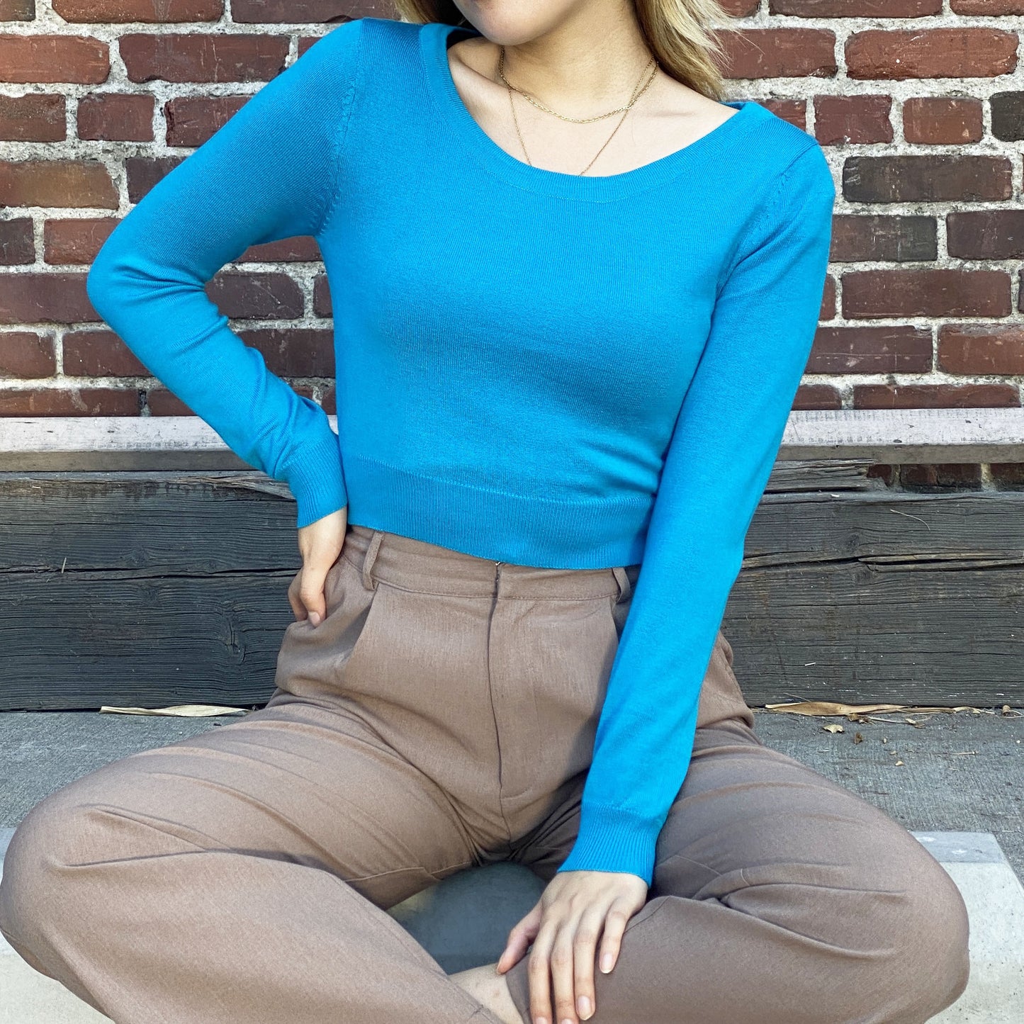 Round Neck Long Sleeve Crop Sweater Knit Crop Top MK3637 (S-XL)